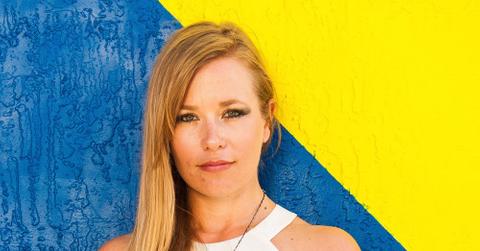 Leslie Bradshaw Headshot – Sept 2016