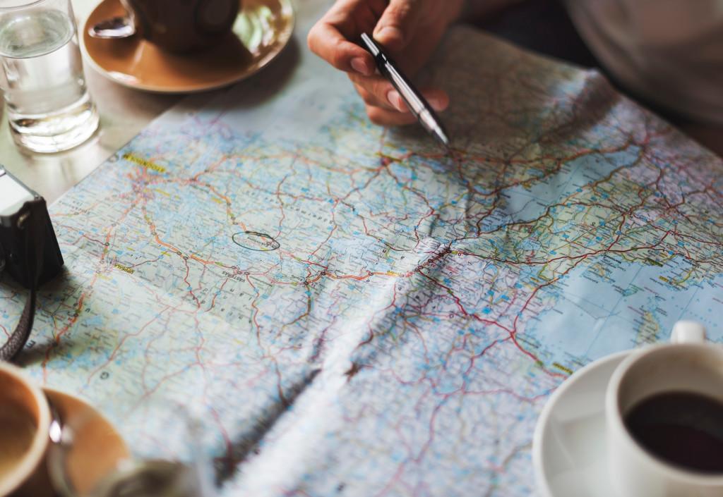 How To Successfully Travel On A Budget