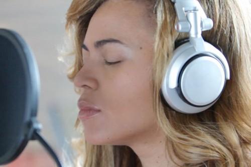 wp content/uploads///beyonce recording x