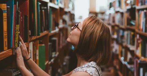 wp content/uploads///Books e x