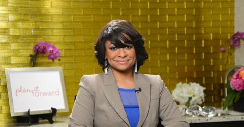 wp content/uploads///planitActress Raven Symone directors chair original x