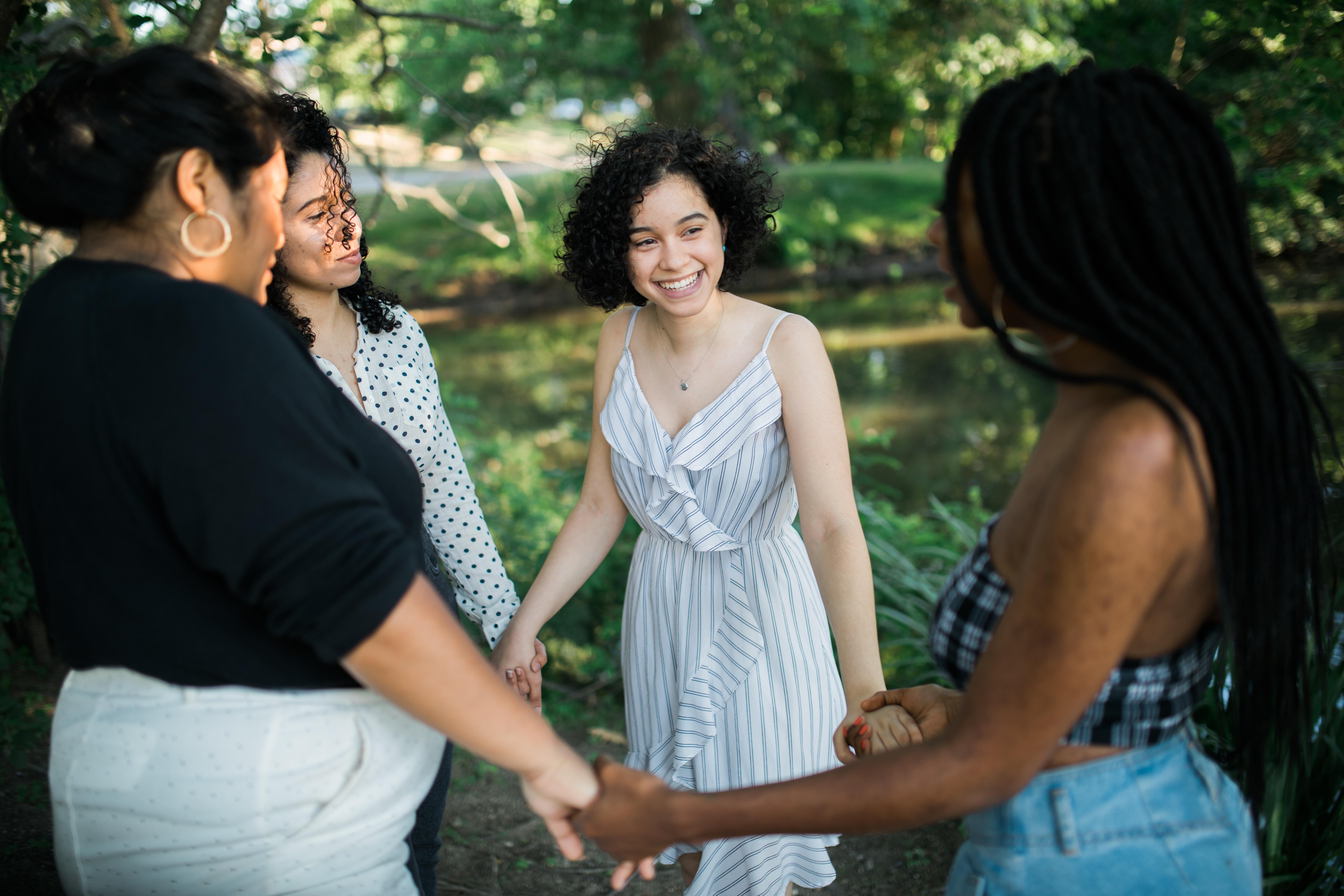 women circle 